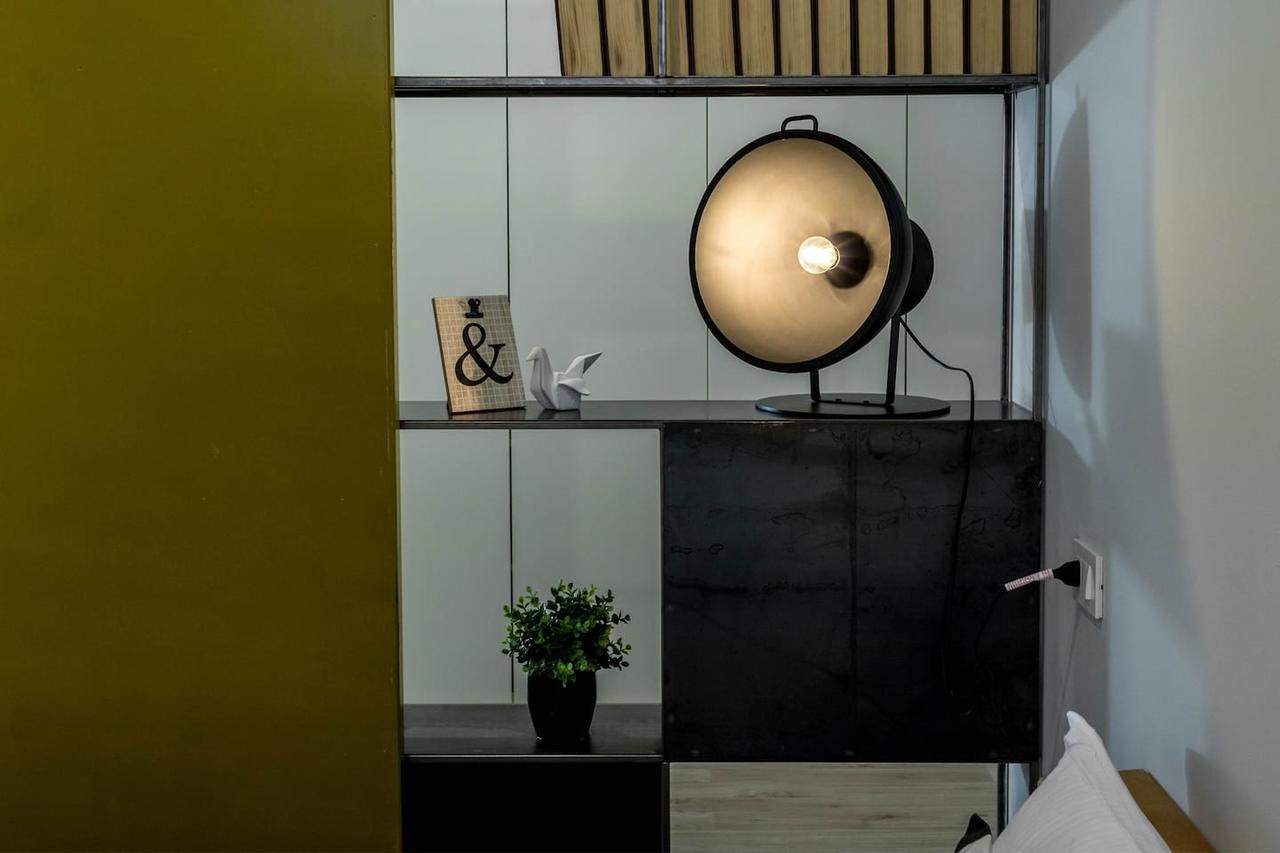 Joivy Exclusive Apt For 4 In Navigli Near Parks Milán Exterior foto